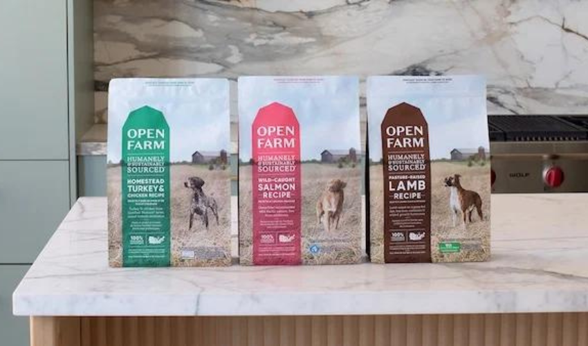 Open Farm kibble is a stellar choice for cats and dogs for a myriad of reasons, offering numerous benefits that prioritize pets' health and well-being